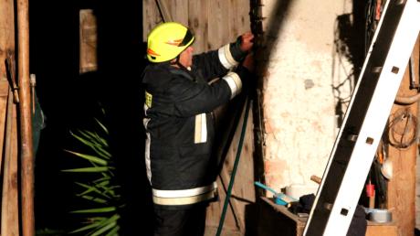 Auf einem Hof in Oberwaldbach ist in der Nacht zum Dienstag erneut Feuer ausgebrochen. Es ist der dritte Brand in wenigen Wochen. 