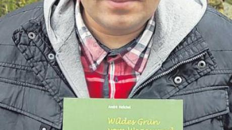 Der Kräuterpädagoge André Heichel stellt sein neues Buch über Wildkräuter vor. 