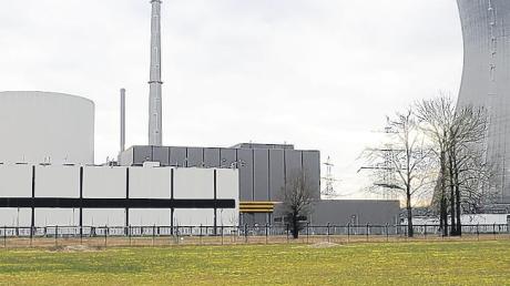 Die Mauer, die ums Zwischenlager des Gundremminger Kernkraftwerks gezogen werden soll, dient laut Umweltministerium dem Terrorschutz. 