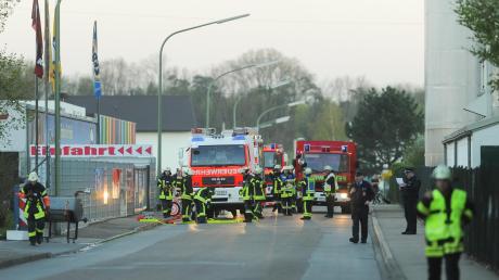Bei der Inspektion mussten die Einsatzkräfte der Günzburger Feuerwehr drei Einsätze gleichzeitig „abarbeiten“. Diese wurden im Bereich der Rudolf-Diesel-Straße im Industriegebiet Donauried simuliert. 
