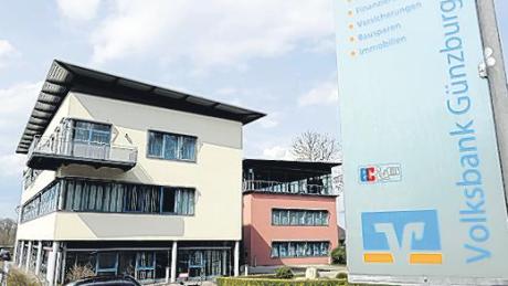Die Vertreter der Volksbank Günzburg (Foto) haben der Fusion mit der Raiffeisenbank Krumbach mit 88 Prozent zugestimmt. 