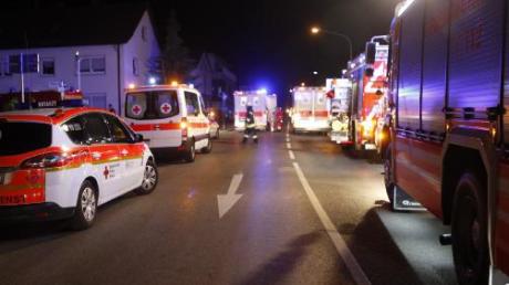 Ein Großaufgebot an Rettungskräften war am Freitag kurz vor Mitternacht in der Günzburger Unterstadt im Einsatz.