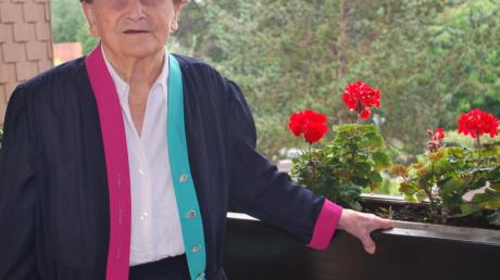 Dass sie die Älteste im Wahl-Linderschen Altenheim ist, sieht man ihr nicht an. Am morgigen Sonntag feiert die aus Rieden stammende Anna Lohr dort ihren 101. Geburtstag.  
