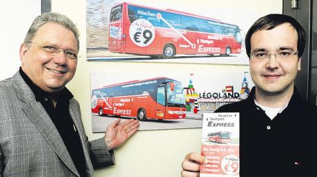 Im Juli warben sie noch für das Fernbusangebot, Unternehmer Josef Brandner (links) und sein Produktmanager Martin Hildebrandt. Nun hat der Krumbacher Busunternehmer die Reißleine gezogen und das Angebot eingestellt. 