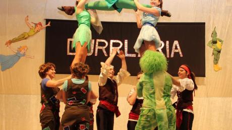 Die Geschichte von Peter Pan erzählte die Showtanzgruppe der Dürrlaria mit Tanz und Akrobatik. 