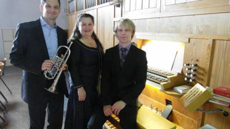 Trompeter Thomas Seitz, Sopranistin Marianne Altstetter und Organist Dominik Herkommer gestalteten ein Konzert mit Musik zur Passion.  

