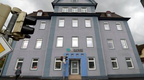 Die Progenius Private Berufliche Schule Günzburg ist in der Ulmer Straße 17 in der Unterstadt zu finden.  
