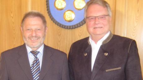 Die neu gewählten Vorsitzenden der VG Haldenwang: Dürrlauingens Bürgermeister Edgar Ilg ist der neue Gemeinschaftsvorsitzende, sein Stellvertreter ist der Landensberger Bürgermeister Sven Tull (von links).  
