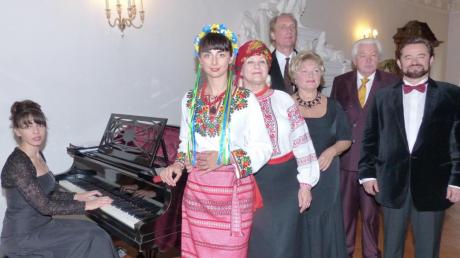 Der Internationale Literaturclub Günzburg präsentierte in Ichenhausen, zusammen mit dem Münchner Gesangsensemble Ariosa, die Auftaktveranstaltung zur Interkulturellen Woche 2014.  
