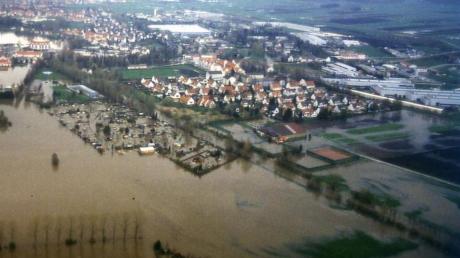 So sah das Hochwasser der Mindel in Burgau 1994 aus. 