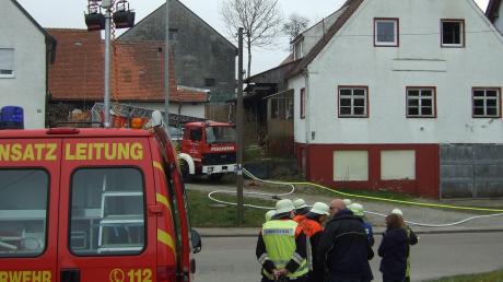 In einem leer stehenden Haus in Hafenhofen hat es am Samstagnachmittag gebrannt. 