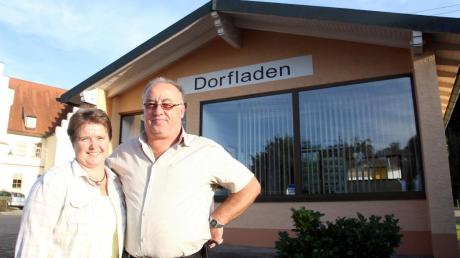 Andrea Karsten-Arnold und Jürgen Karsten und ihr Dorfladen in Haldenwang: Nicht nur für regionale Produkte sondern vor allem ein Mittelpunkt im Ort. 