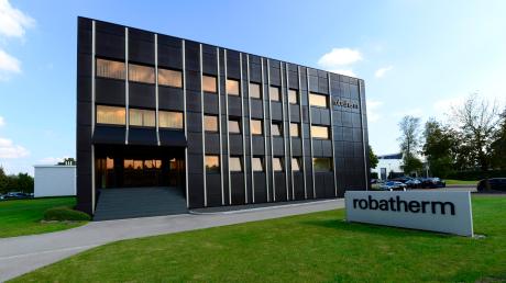 Die Firma Robatherm verlagert ihren Sitz nach Jettingen-Scheppach. Das Verwaltungsgebäude in Burgau (Foto) wird dann nicht mehr benötigt