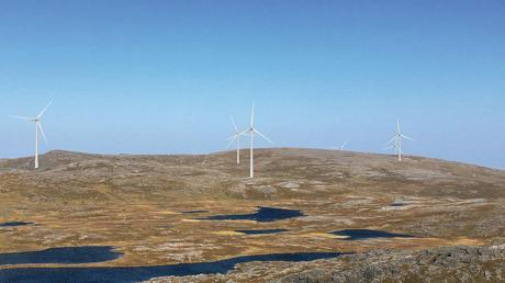 Ingenieurs-Know-how im hohen Norden: Das Unternehmen Vento ludens aus Jettingen-Scheppach baut gerade auf der norwegischen Insel Soroya einen Windpark. So soll es einmal aussehen.  	