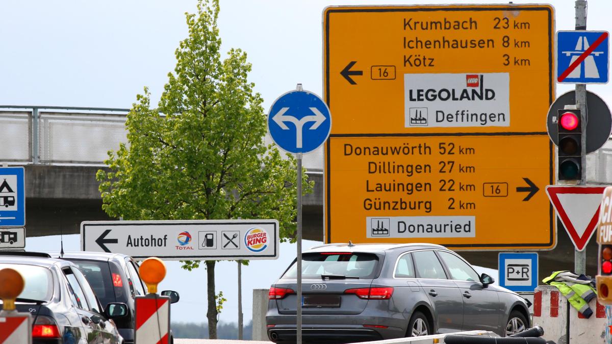 #Günzburg, Ichenhausen: Nach Drängeln auf der B16: Mann erwartet Strafverfahren