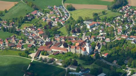 Im neuen Regionalplan wird Kammeltal – hier zu sehen der Ortsteil Wettenhausen – als Gebiet mit „besonders landwirtschaftlicher Vielfalt, Eigenart und Schönheit“ gelobt.  	