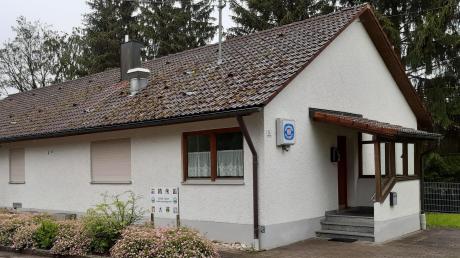 Drei Vereine teilen sich in Waldkirch ein Vereinsheim. Jetzt wird in Betracht gezogen, das Gebäude energetisch zu sanieren. Dabei sollen unter anderem die Dämmung, die Betonbodenplatten und das Dach erneuert werden. 	