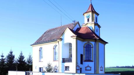 Bei der Kirche St. Maria Magdalena in Eichenhofen sollen der Dachstuhl saniert und die Dacheindeckung erneuert werden. Die Gemeinde Haldenwang beteiligt sich mit einem Zuschuss. 	
