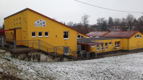 Die Erweiterung des Kindergartens „Haus der kleinen Hände“ in Burtenbach gerät unter Zeitdruck. 	