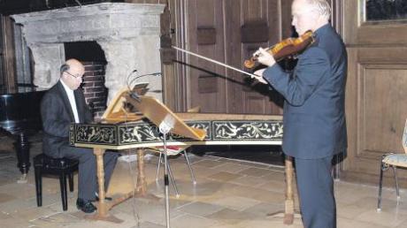 Unter dem Leitgedanken „L´arte dell Violino“ präsentierten die Musiker Professor Ulrich Gröner (Violine) und Dieter Weitz (Cembalo) virtuose Musik des Barocks. 