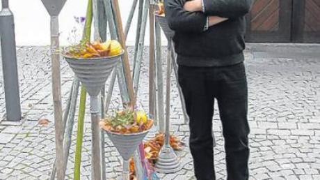 Dekoratives zur Gartenfachtagung in der Schranne hatten die Veranstalter, hier Dieter Gaißmayer, geschaffen. 