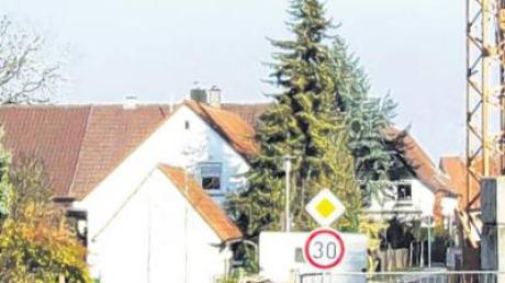 Der fehlende Gehweg auf der Ostseite der Vöhringer Straße, ist für viele Bürger ein Ärgernis. 