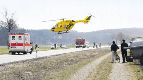 Ein Rettungshubschrauber hat am Samstag einen Mann ins Krankenhaus gebracht, der beim Vöhringer Frühjahrsputz zusammengebrochen war.  