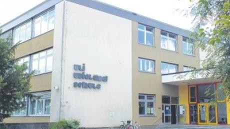 An der Uli-Wieland-Mittelschule werden im neuen Schuljahr sogenannte Übergangsklassen eingeführt. Dort können Kinder und Jugendliche richtig Deutsch lernen, um dann später dem Regelunterricht folgen zu können. 