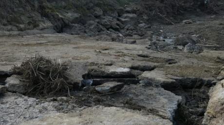 Der Krumbach, Heimat der geschützten Bachmuscheln, ist seit Tagen von der Wasserzufuhr abgeschnitten. Gestern bemerkte die Verwaltung den Vorfall. 