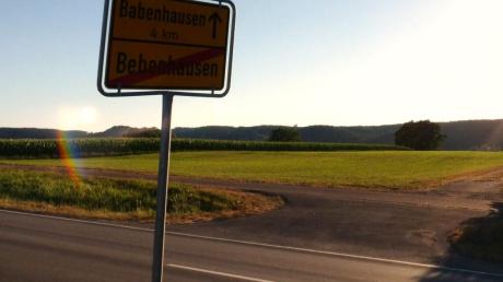 Am Ortsrand von Bebenhausen, direkt an der Bundesstraße 300, liegt das geplante, neue Baugebiet. 

