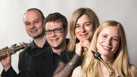 Die vier Saxofonisten von „Saxofourte“ wollen bei ihrem Konzert in der Illertisser Schranne Hörgewohnheiten revolutionieren.