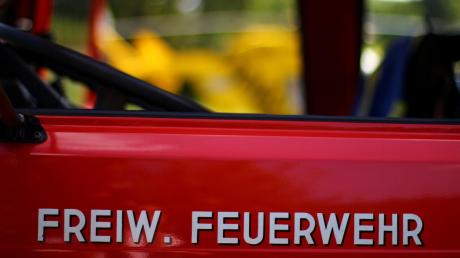 Weil der Untereicher Feuerwehr seit einiger Zeit ein Zugfahrzeug für ihren veralteten Tragkraftspritzenanhänger fehlt, ist sie derzeit nur eingeschränkt einsatzfähig. Der Altenstadter Marktrat diskutierte daher über eine Ersatzbeschaffung.  	