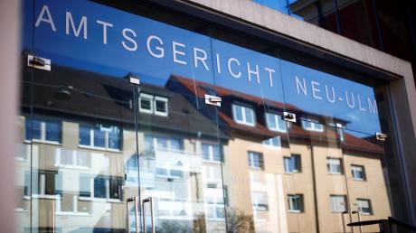 Im Streit um die Übergabe einer Wohnung in Vöhringen soll ein Ingenieur Prozessbetrug versucht haben.