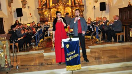 Niveauvolle Blasmusik, weihnachtliche Geschichten und einfühlsamer Gesang: Das Kirchenkonzert der Rothtalmusikanten sorgte für besondere Stimmung. 	