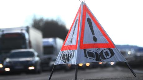 Auf der Autobahn A7 haben sich am Dienstag im Bereich der Baustelle zwischen Illertissen und Altenstadt und auf der A96 bei Memmingen mehrere Unfälle ereignet. 