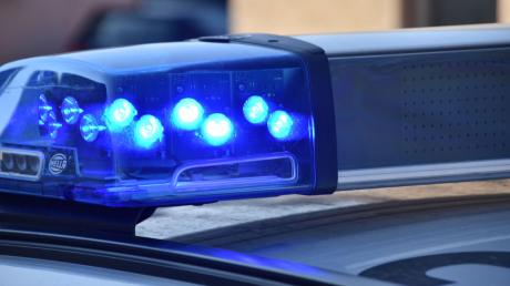 Die Polizei stoppte einen 16-jährigen, der in Ederheim ohne Führerschein gefahren ist.