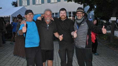 Erschöpft, aber glücklich trafen (von links) Reinhard Rogg, Franz Mensch, Fabian Swoboda und Vorsitzender Peter Grauer wieder in Winterrieden ein.
