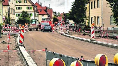Seit Wochen ist ein Teil der Memminger Straße in Fellheim gesperrt.