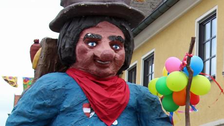 Der "Ranzenburger", Symbolfigur der traditionsreichen Fasnet in Dietenheim. 	