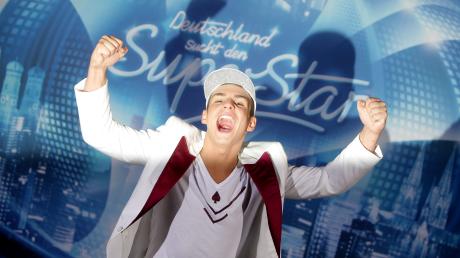 Pietro Lombardi im Glück: Nur einem Tag nach seinem Sieg bei DSDS 2011 führt der Gewinner mit seinem Lied "Call my name" schon die Hitparaden an.