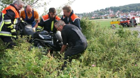 Toedlicher Unfall mit Motorrad bei Reimlingen.

Fotos: Dieter Mack