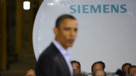 Obama in einem Siemenswerk in den USA: Lob für deutsche Industrie.