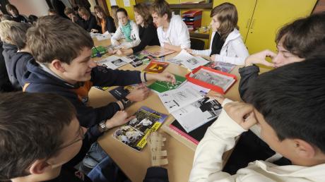 Das Ministerium wies eine neue Studie des Jugendmedienverbandes zurück, wonach mehr als ein Drittel der bayerischen Schülerzeitungen zensiert werde.