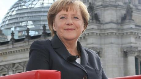Hat derzeit gut lachen: Bundeskanzlerin Angela Merkel, hier beim Sommerinterview der ARD. Einzig der Koalitionspartner dürfte ihr Sorgen bereiten.