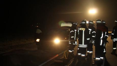Tödlicher Unfall zwischen Aislingen und Weisingen: Eine 64-jährige Spaziergängerin wird getötet.