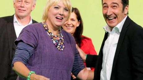 Die Führungsspitze der Grünen: Die Parteivorsitzenden Claudia Roth (2.v.l) und Cem Özdemir (r) und die Spitzenkandidaten für die Bundestagswahl, Jürgen Trittin, und Katrin Göring-Eckardt.