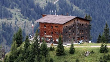Das Gimpelhaus in den Tannheimer Bergen (1.659 m) öffnet ab dem ersten Mai.