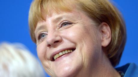 "Die Ära des Merkelismus ist angebrochen". Angela Merkel und die CDU haben laut ersten Hochrechnungen die Wahl gewonnen.