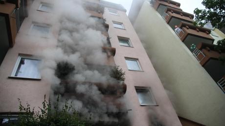 In einer Wohnung in der Zeppelinstraße im Univiertel ist am Mittwochabend Feuer ausgebrochen.