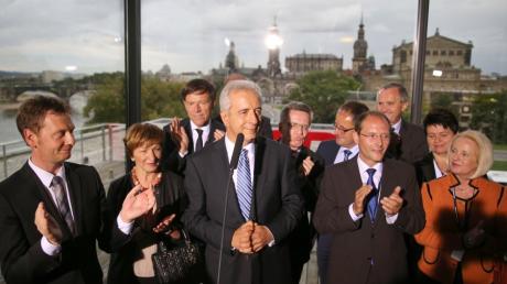 Der Spitzenkandidat der sächsischen CDU für die Landtagswahl, Ministerpräsident Stanislaw Tillich, spricht in Dresden zu den Parteianhängern. 